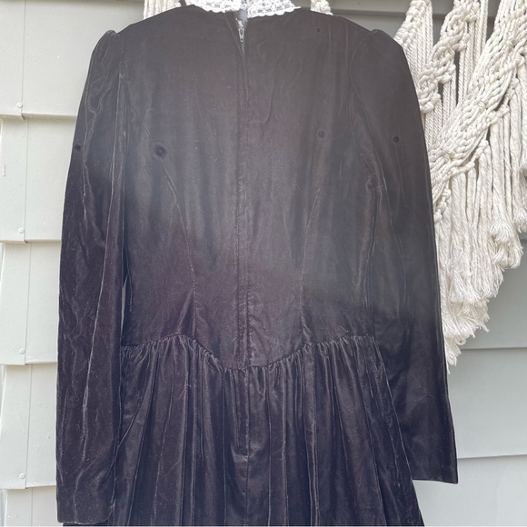 Vintage Jessica McClintock Wednesday Adam’s Wedding Gown Dress - Picture 12 of 15